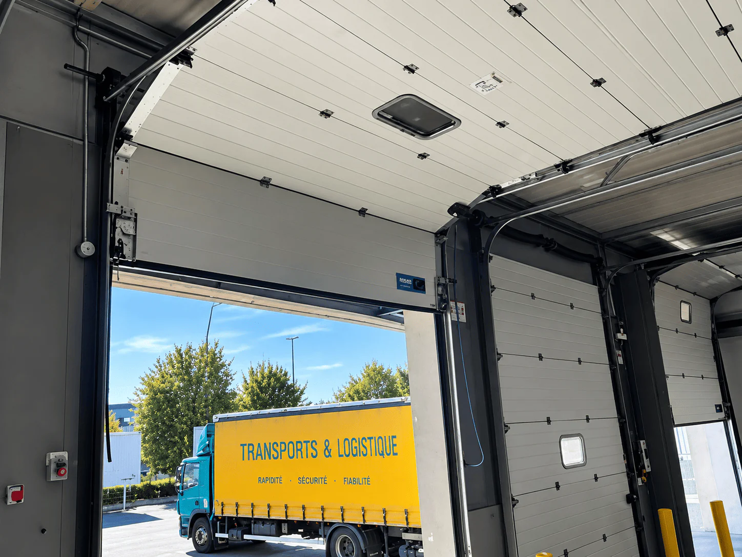 Maintenance fermetures industrielles partout en France - Contrat FERMETAL