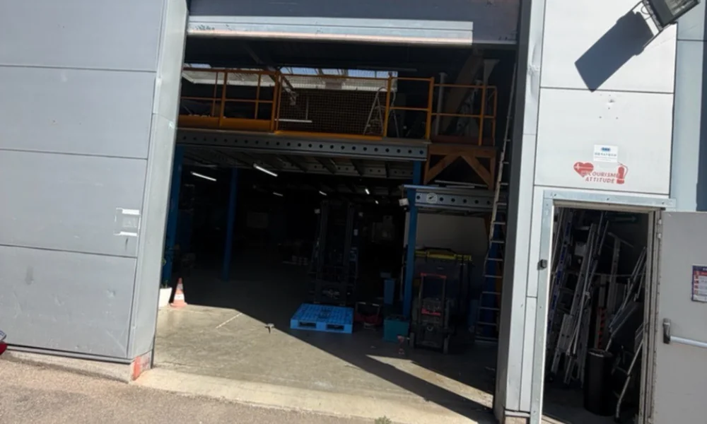 Fabrication et installation porte sectionnelle industrielle à proximité