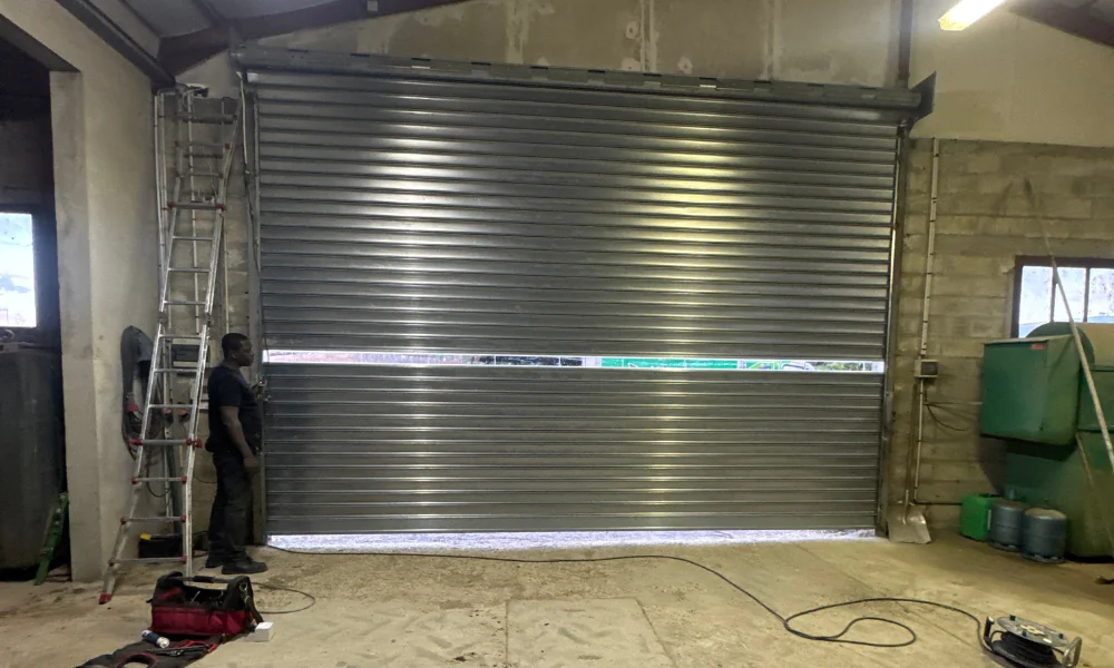 Installation rideau métallique à Paris (75)