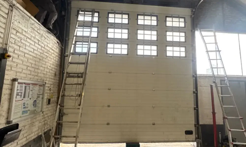 Maintenance porte industrielle Paris et Ile de France