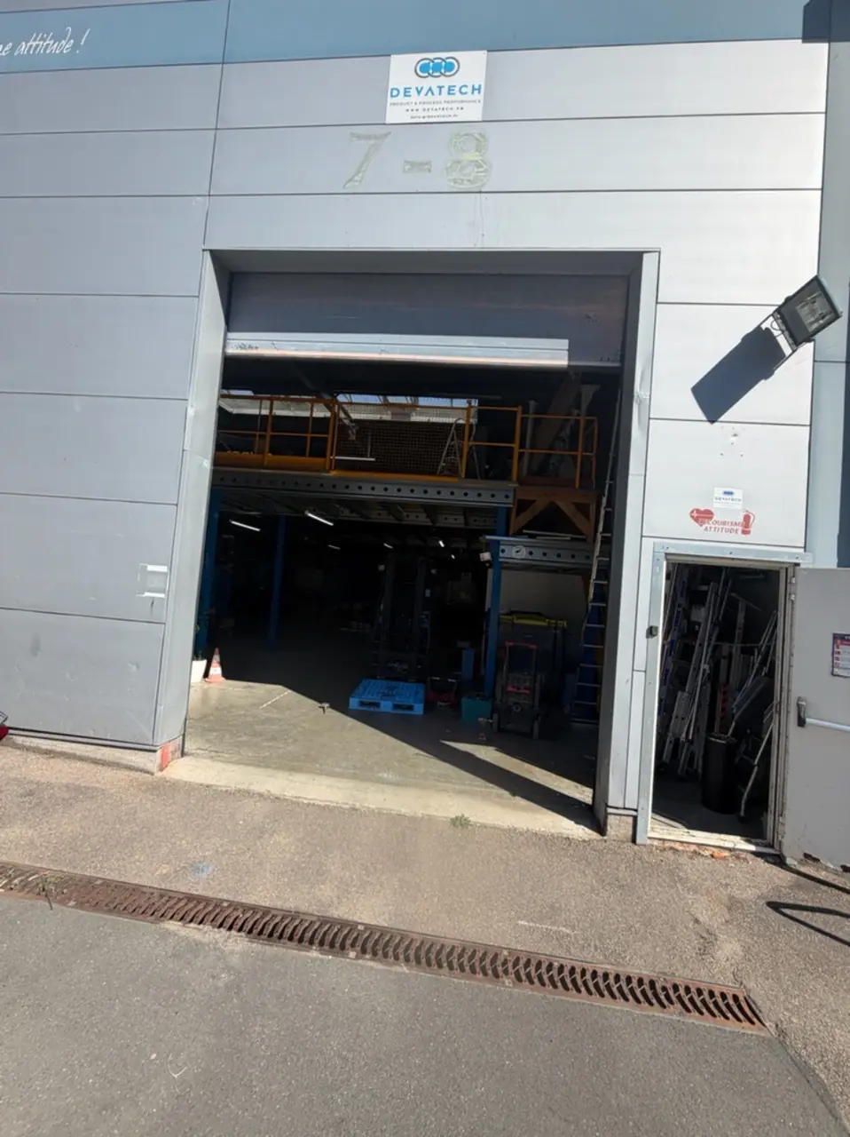 Porte industrielle pour aéronautique et sous-traitance