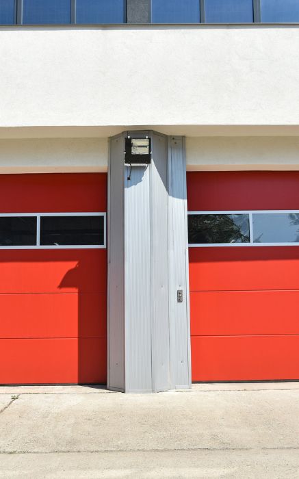 Réparation porte de garage sectionnelle à Voisenon 77950