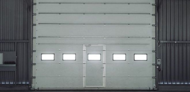 Entretien de porte sectionnelle à Montesson​