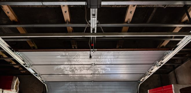 Motorisation porte sectionnelle à Aubergenville​