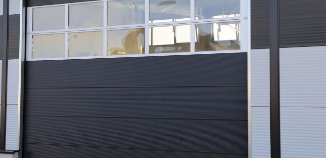 Motorisation porte sectionnelle à Maurepas​