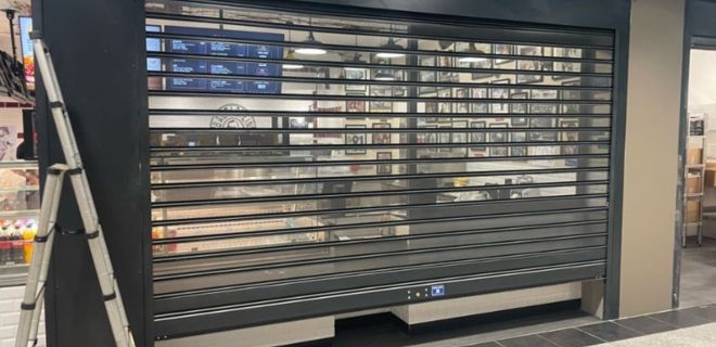 Installation sur-mesure rideau métallique​ tournan en brie