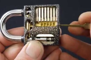 Comment crocheter une serrure comme un expert : Guide complet