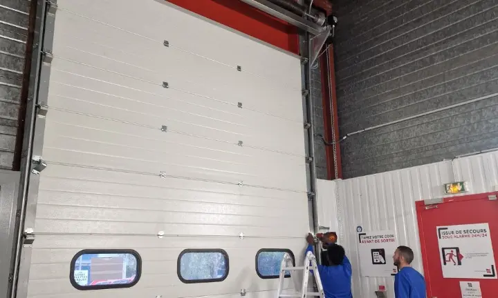 Réparation porte industrielle Henin Beaumont en 20 min