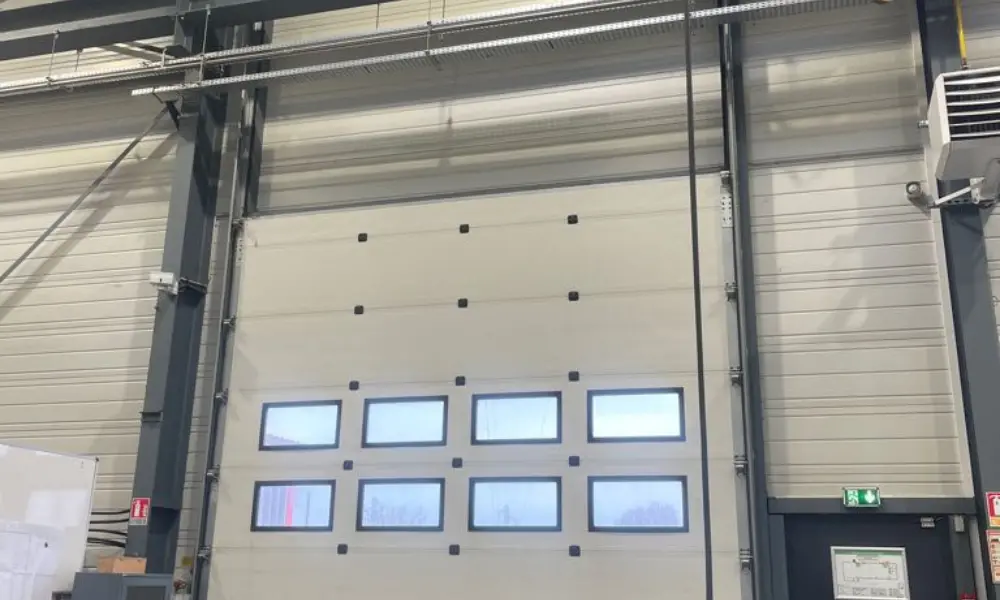 Réparation porte sectionnelle industrielle Calais (62100)