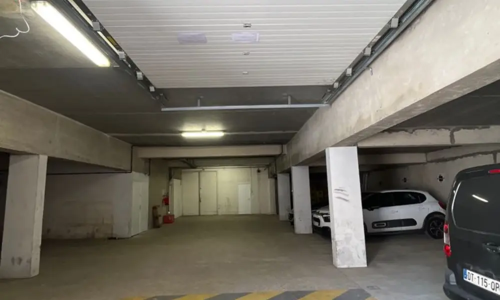 Réparation porte sectionnelle industrielle Carvin