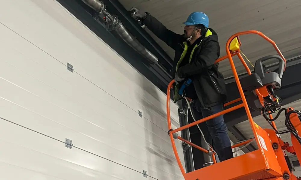 Certification technicien Fermetal - maintenance porte sectionnelle industrielle norme NF EN 13241 Certification technicien Fermetal - maintenance porte sectionnelle industrielle norme NF EN 13241